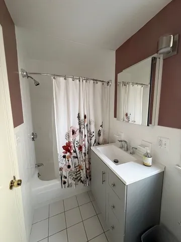 $3,400 | 19 Wyatt Street, Unit 19, Somerville, MA 02143