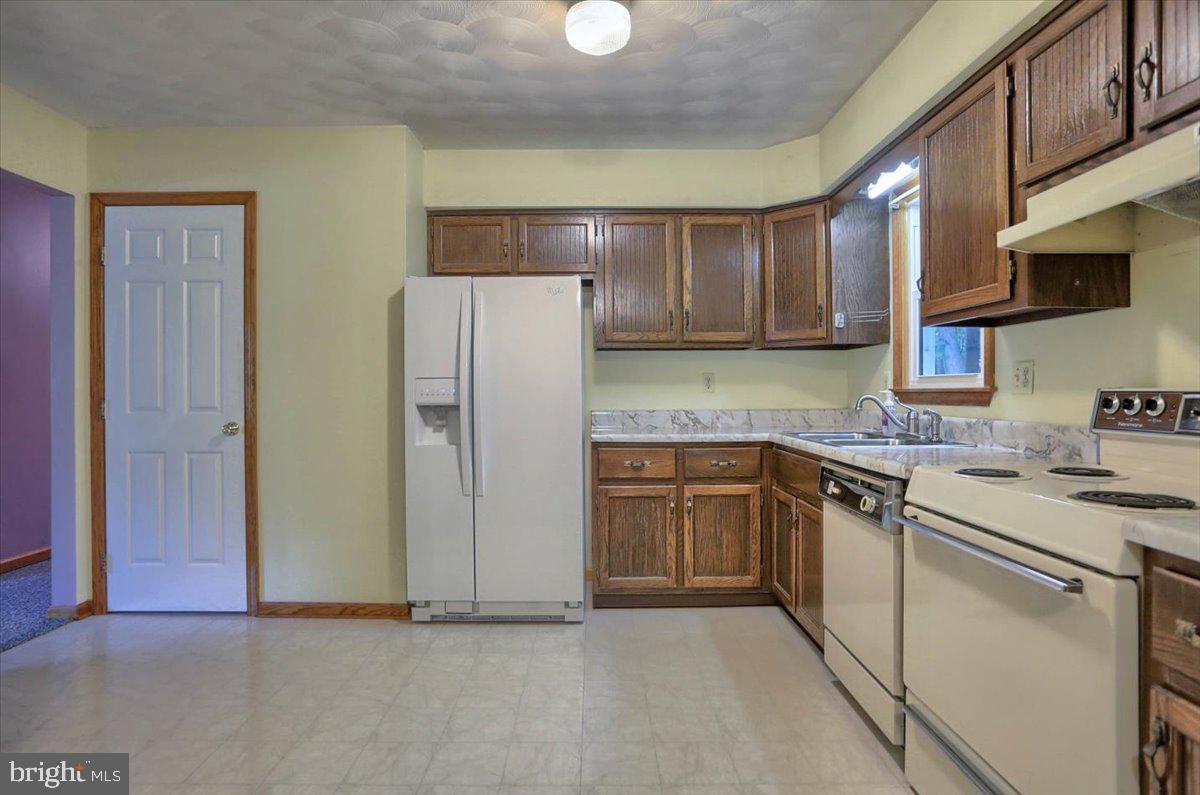 1740 Valley Green Road Etters, PA 17319 - Photo 13 of 26 Gallery Image 13