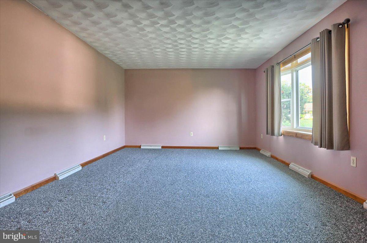 1740 Valley Green Road Etters, PA 17319 - Photo 3 of 26 Living Room