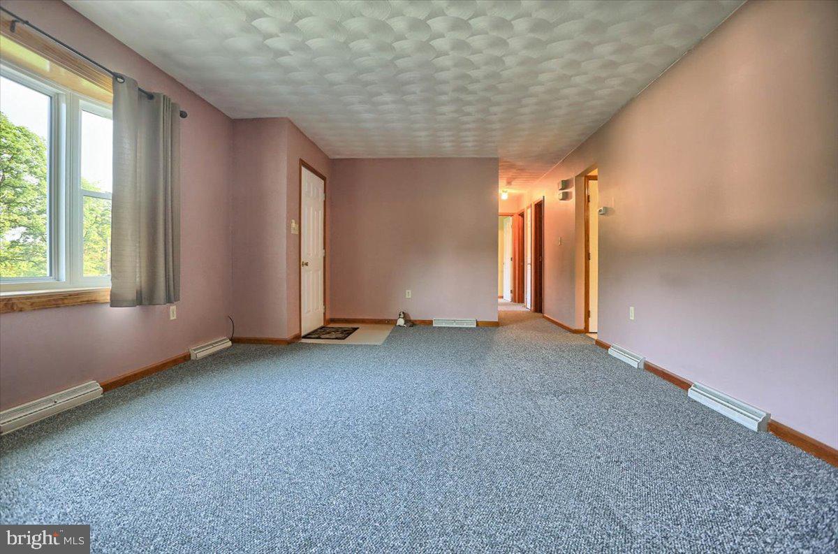 1740 Valley Green Road Etters, PA 17319 - Photo 4 of 26 Living Room