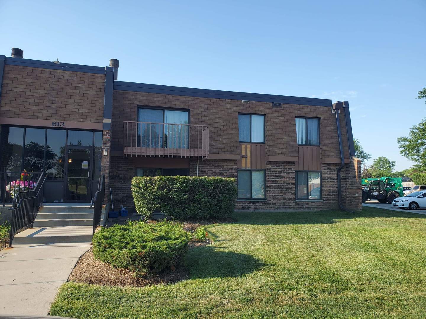 613 Limerick Lane, Unit 1D Schaumburg, IL 60193 - Photo 2 of 24