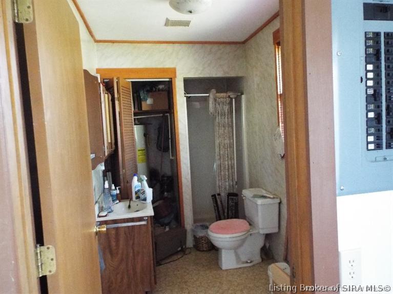 6005 Corydon Ridge Road Northeast Lanesville, IN 47136 - Photo 15 of 43