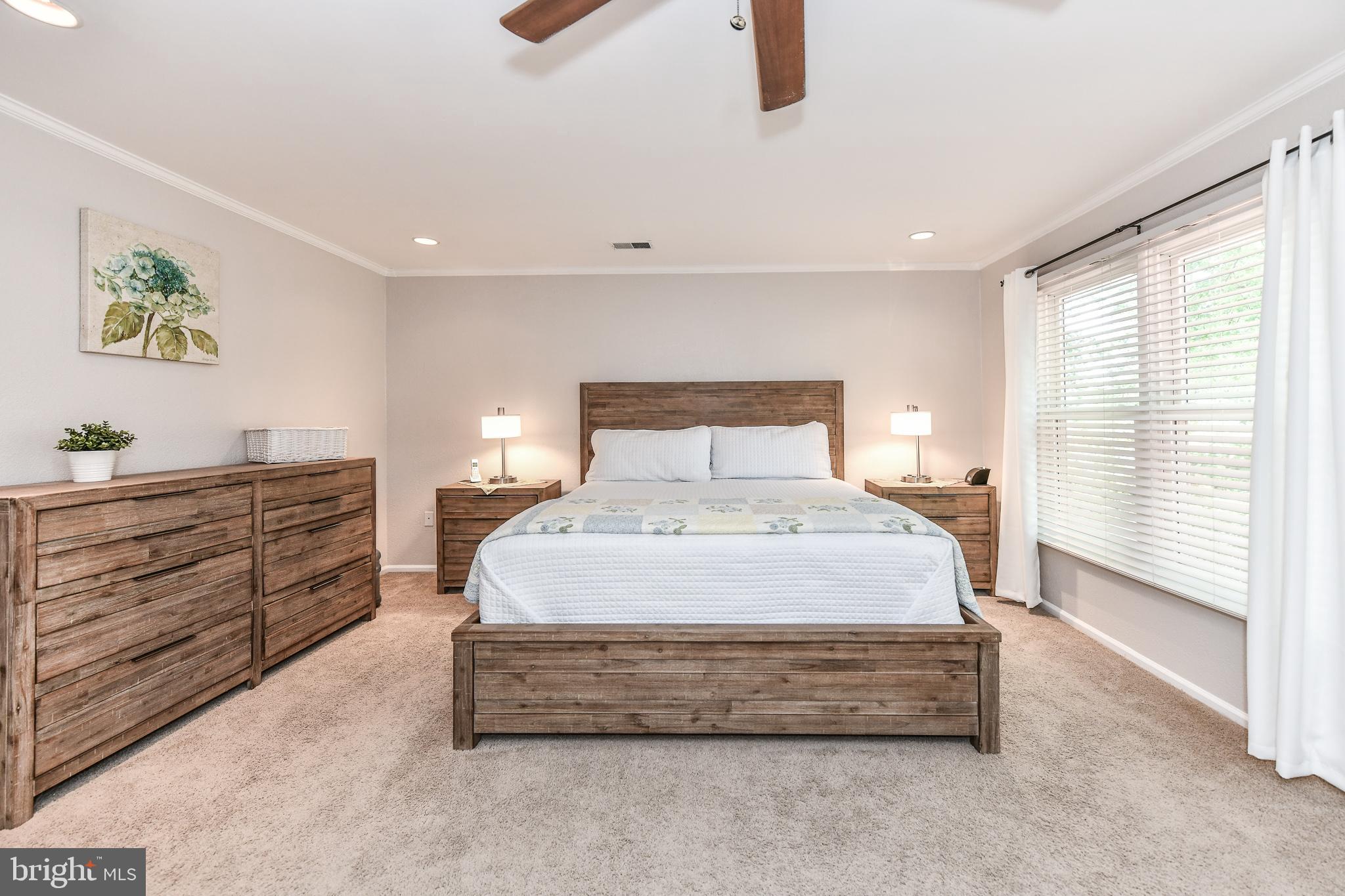 111 Country Road Sterling, VA 20165 - Photo 24 of 55 Very spacious master bedroom!