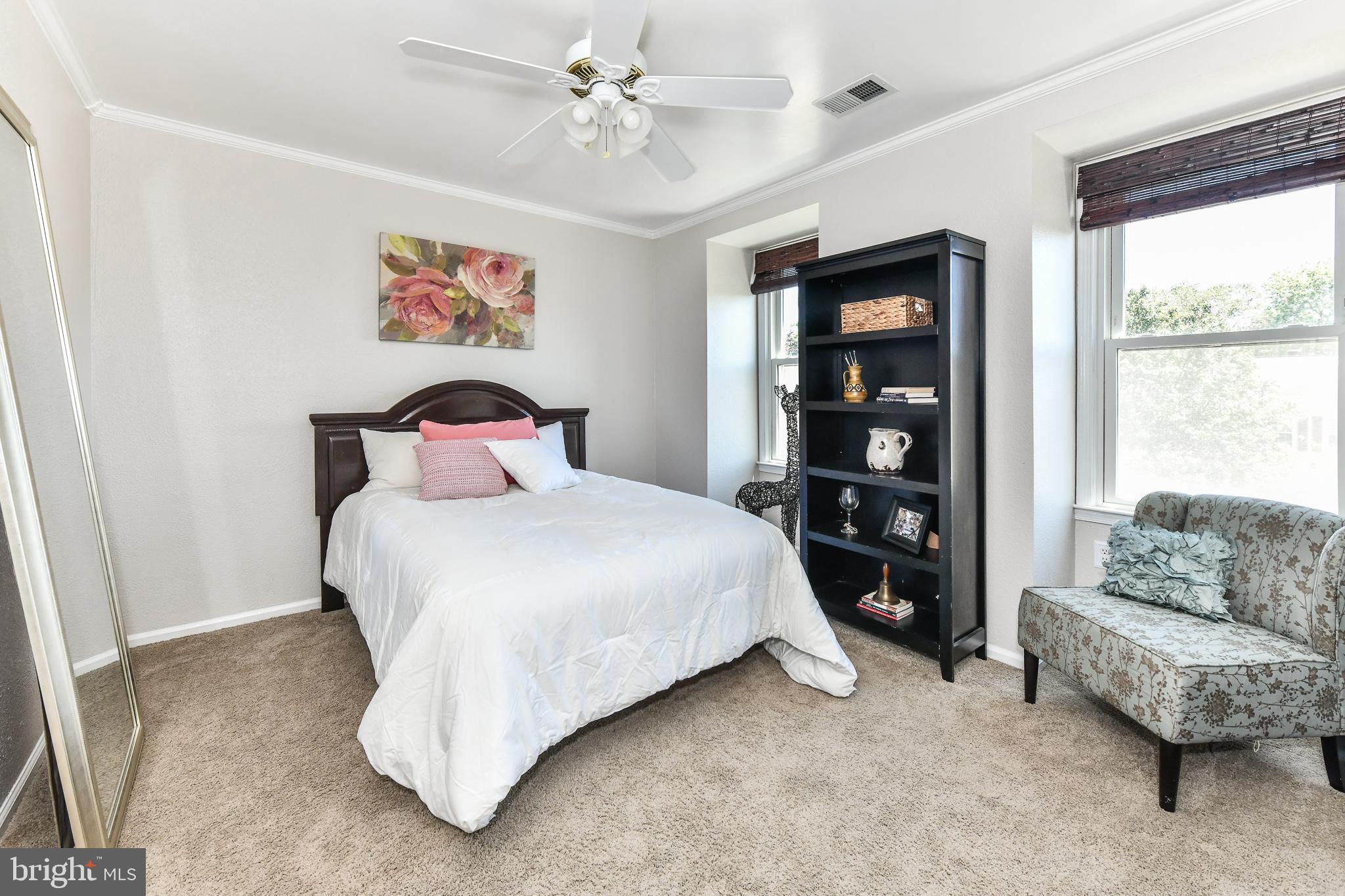 111 Country Road Sterling, VA 20165 - Photo 35 of 55 3rd bedroom upstairs!