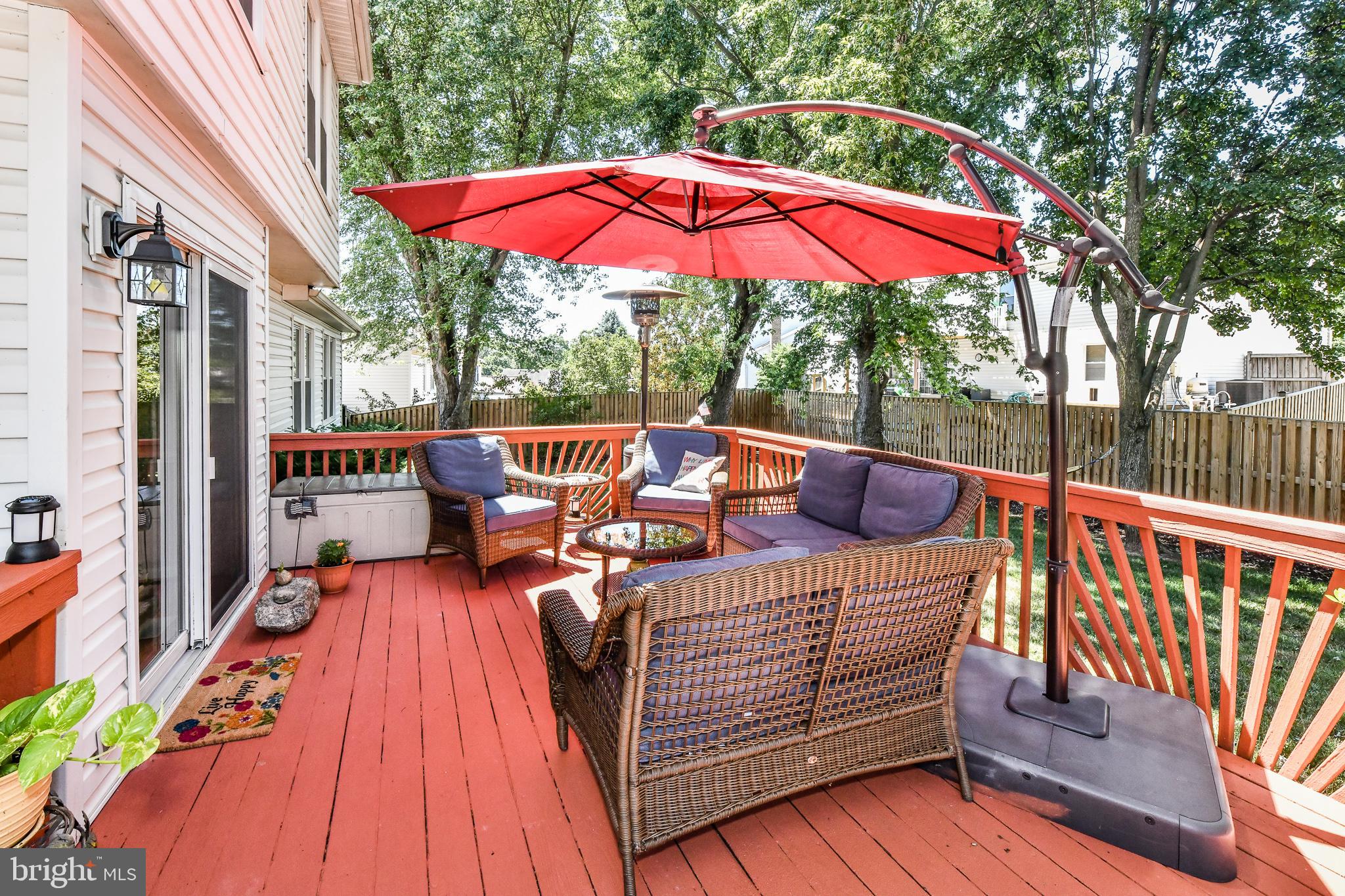 111 Country Road Sterling, VA 20165 - Photo 45 of 55 Gorgeous deck off of kitchen!