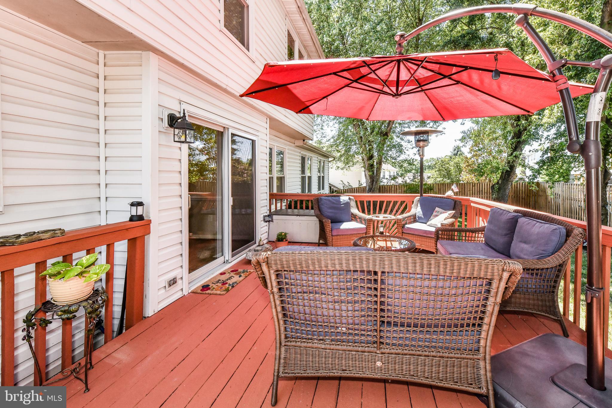 111 Country Road Sterling, VA 20165 - Photo 46 of 55 Enjoy outdoor living!