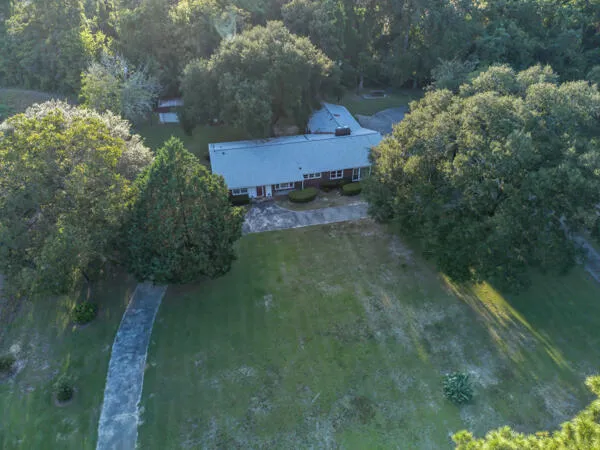 $500,000 | 1411 Highway 15 South, St. George, SC 29477