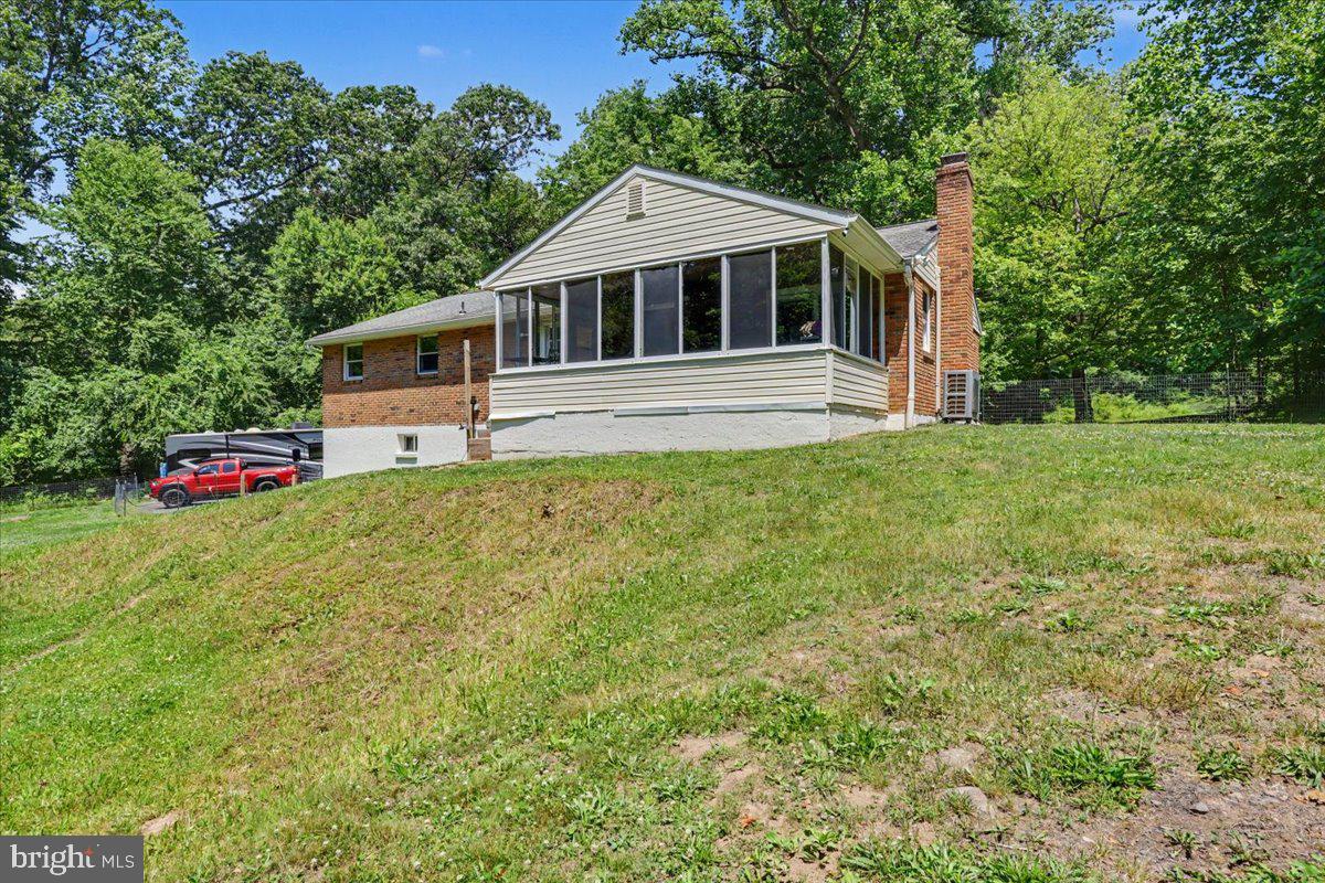 1199 Shenkel Road Pottstown, PA 19465 - Photo 7 of 38