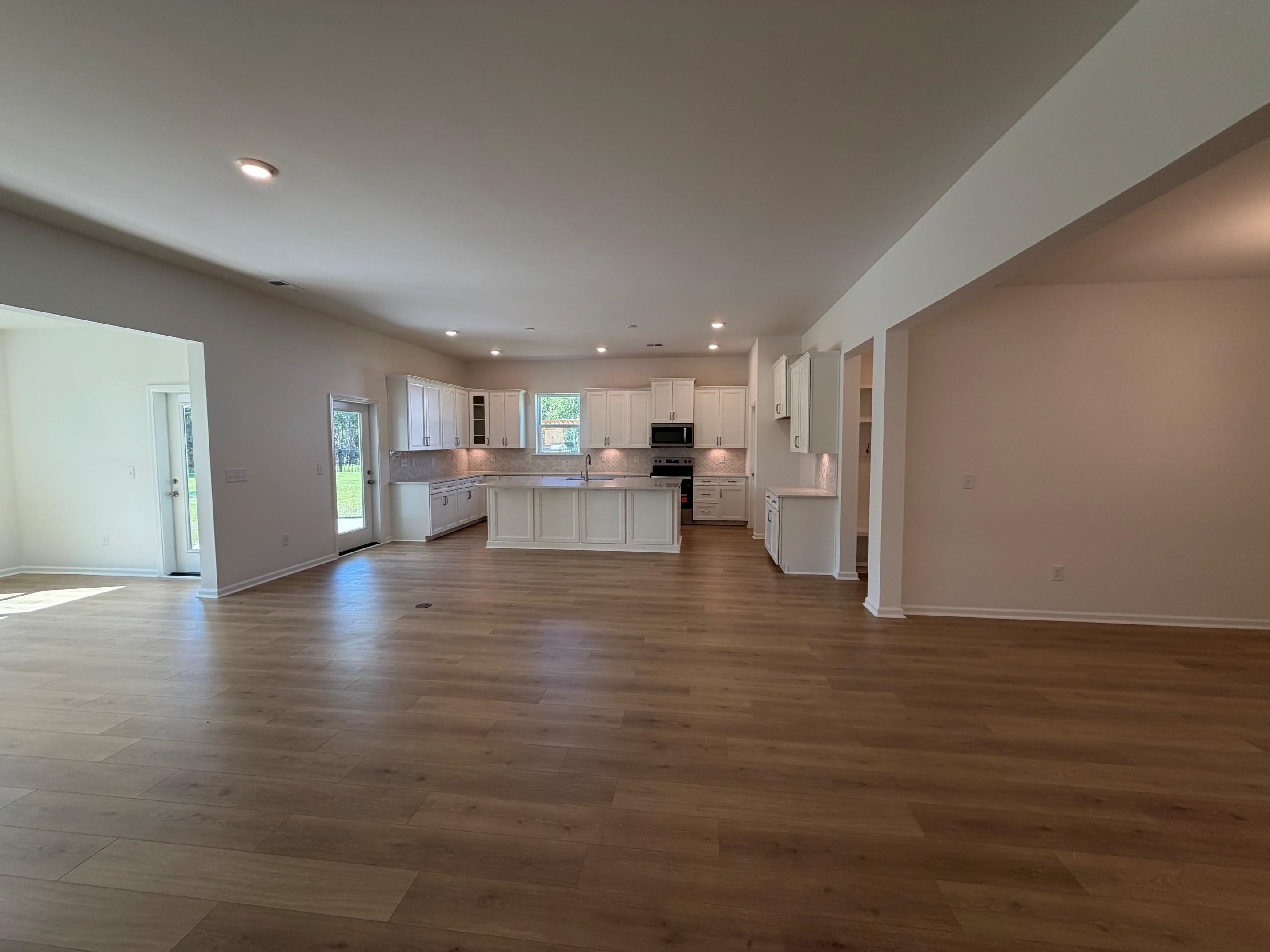 135 Northbrook Drive Murrells Inlet, SC 29576 - Photo 6 of 44 Gallery Image 6