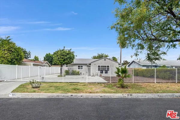 $3,500 | 18749 Gault Street, Reseda, CA 91335