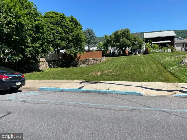 $39,000 | 129 East Market Street, Williamstown, PA 17098