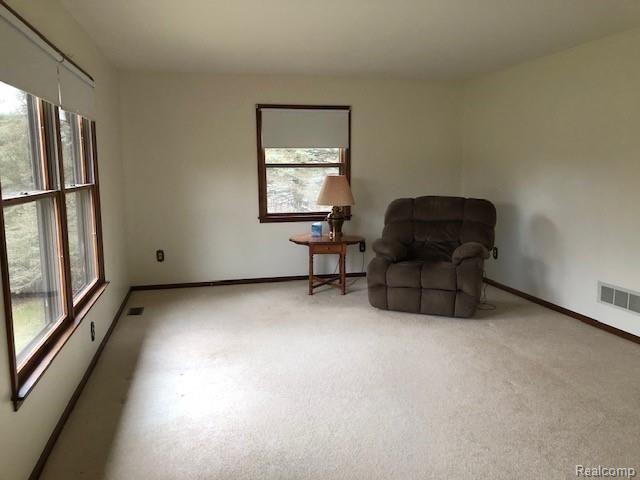 12350 Dunham Road Hartland, MI 48353 - Photo 5 of 18 Dunham 12350 18.jpg