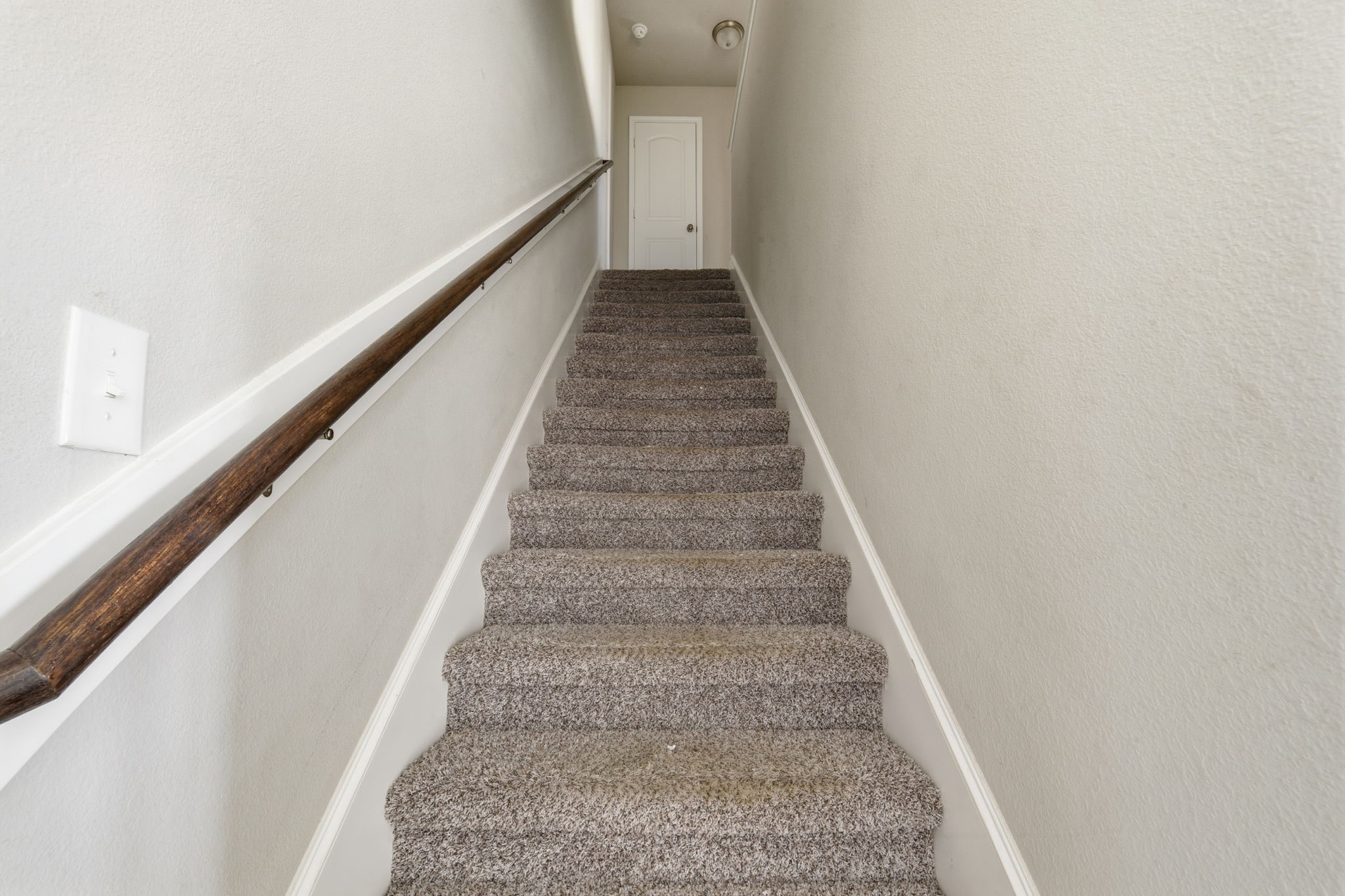 115 Austin Street Angleton, TX 77515 - Photo 18 of 33 a view of entryway