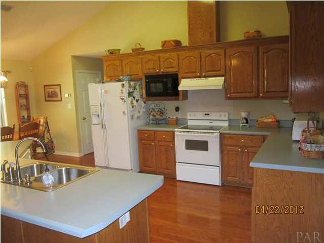 3369 Lewis Road Milton, FL 32570 - Photo 8 of 24 Gallery Image 8