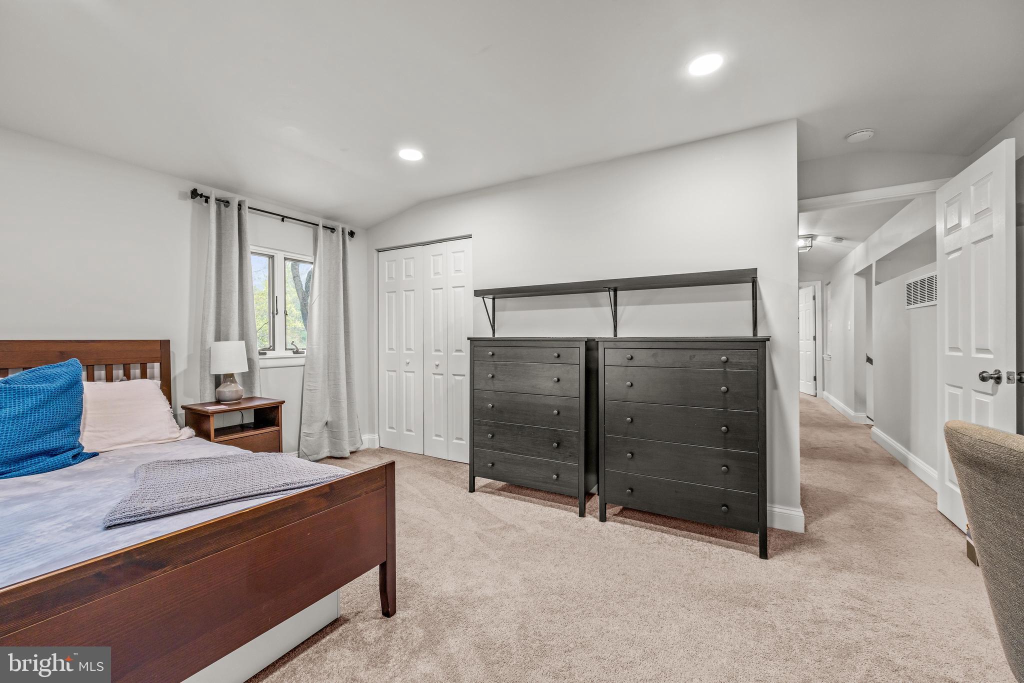 2414 Derby Drive Fallston, MD 21047 - Photo 28 of 41 a living room with furniture