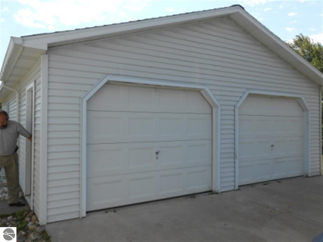 11900 North Shepherd Road Clare, MI 48617 - Photo 3 of 10 1749828-2.JPG