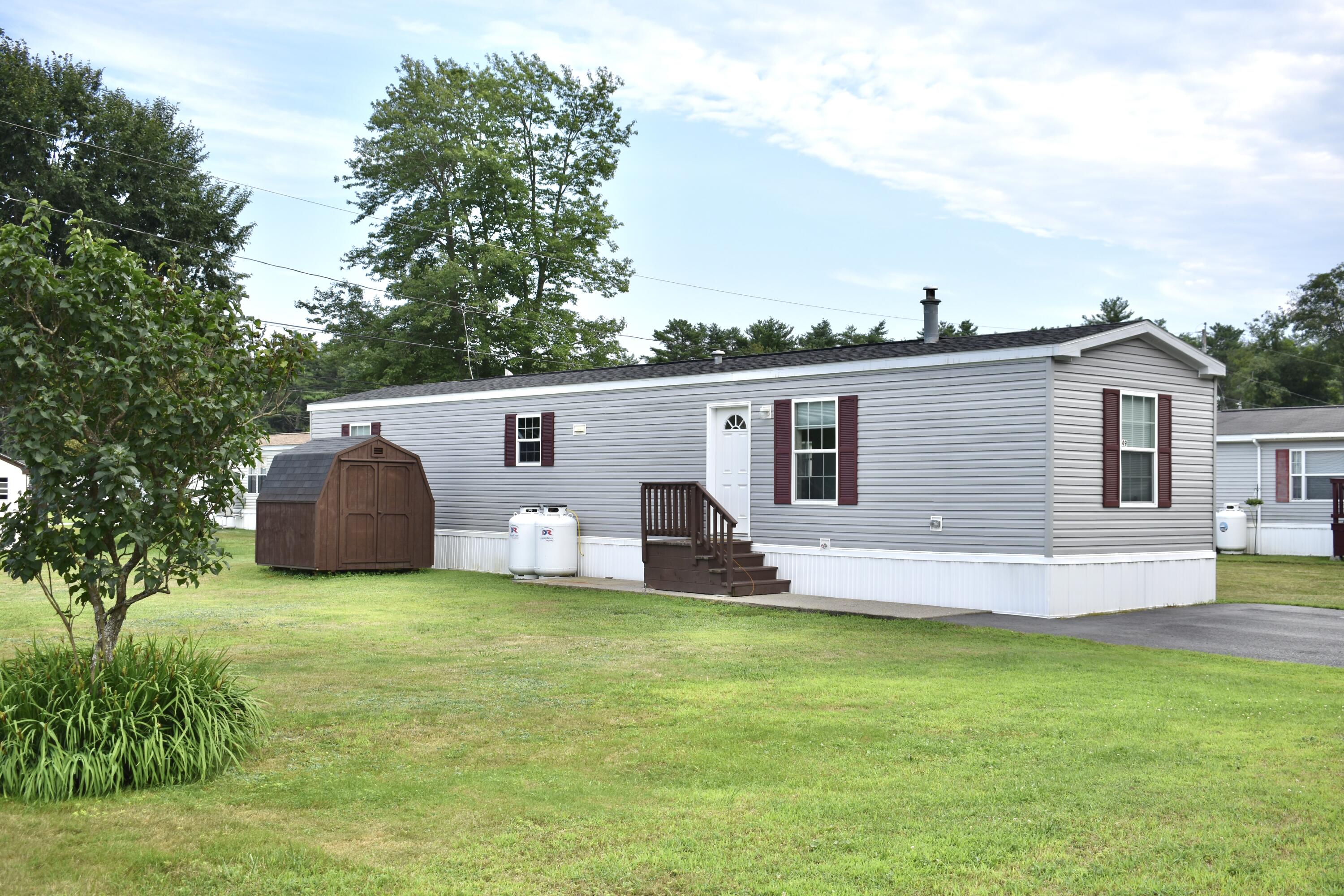 49 Maquoit Road Brunswick, ME 04011 - Photo 1 of 26 49 Maquoit Road