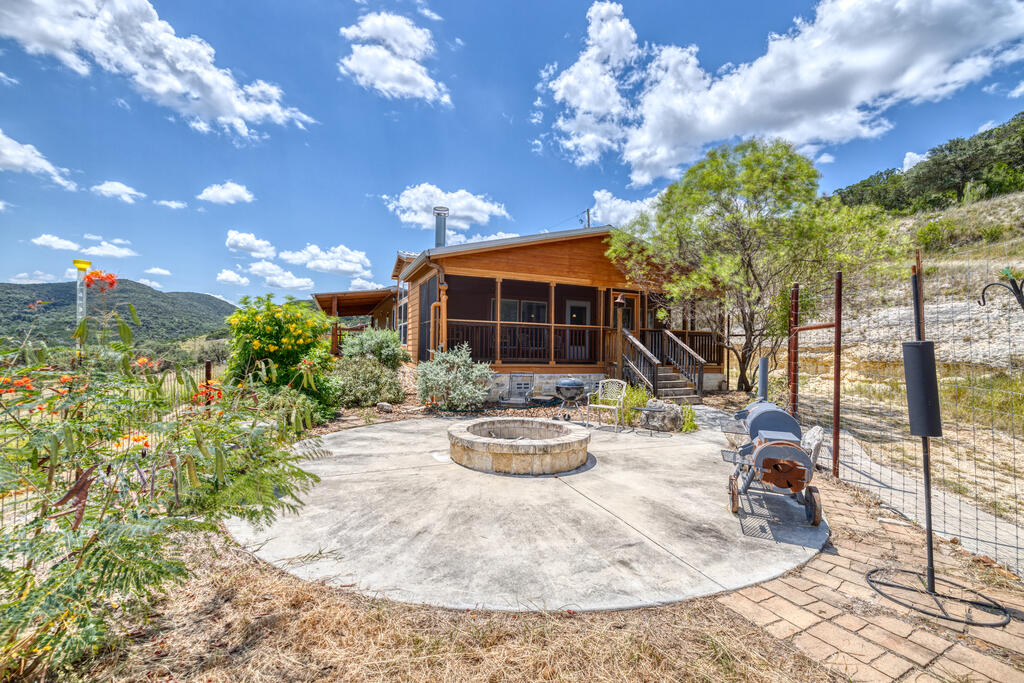 2242 Patterson Creek Road Leakey, TX 78873 - Photo 41 of 72 Gallery Image 41