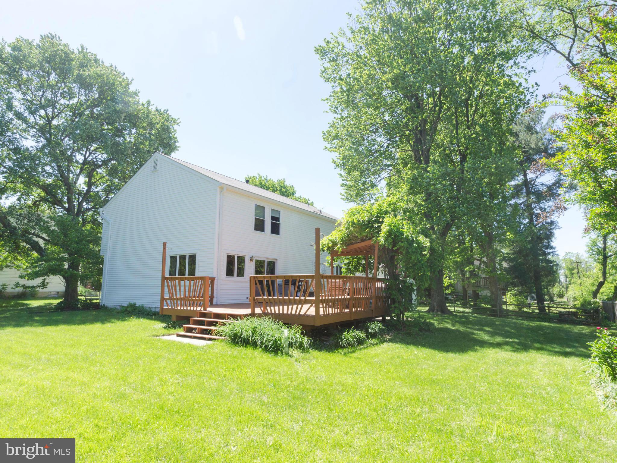 9246 Sealed Message Road Columbia, MD 21045 - Photo 25 of 27 Exterior (Rear)