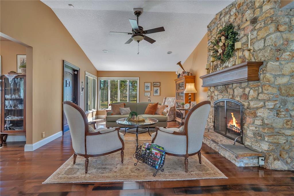 11451 Fangorn Road Orlando, FL 32825 - Photo 10 of 53