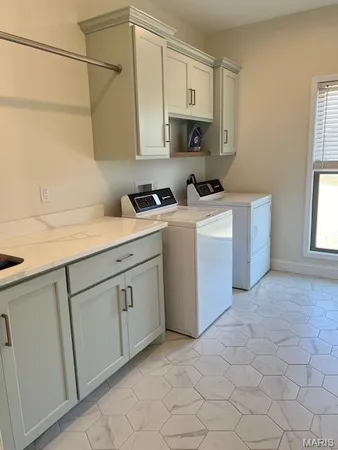 $589,900 | 443 Coyote Ridge, Jackson, MO 63755