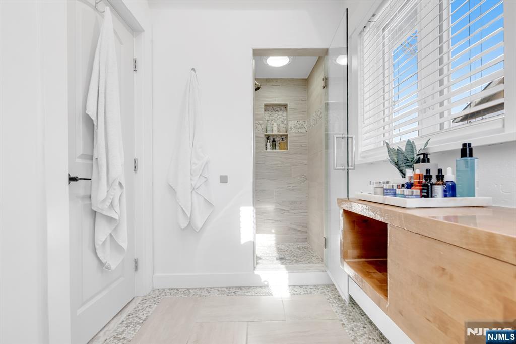 29 Martin Terrace Hackensack, NJ 07601 - Photo 30 of 50