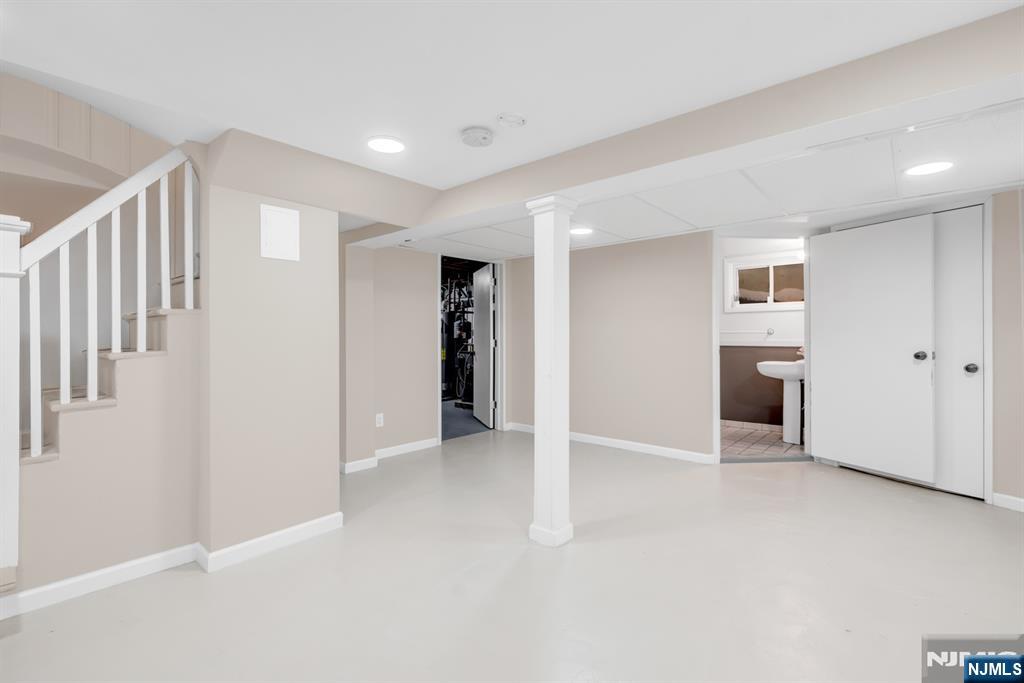 29 Martin Terrace Hackensack, NJ 07601 - Photo 43 of 50