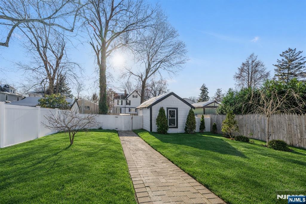 29 Martin Terrace Hackensack, NJ 07601 - Photo 47 of 50