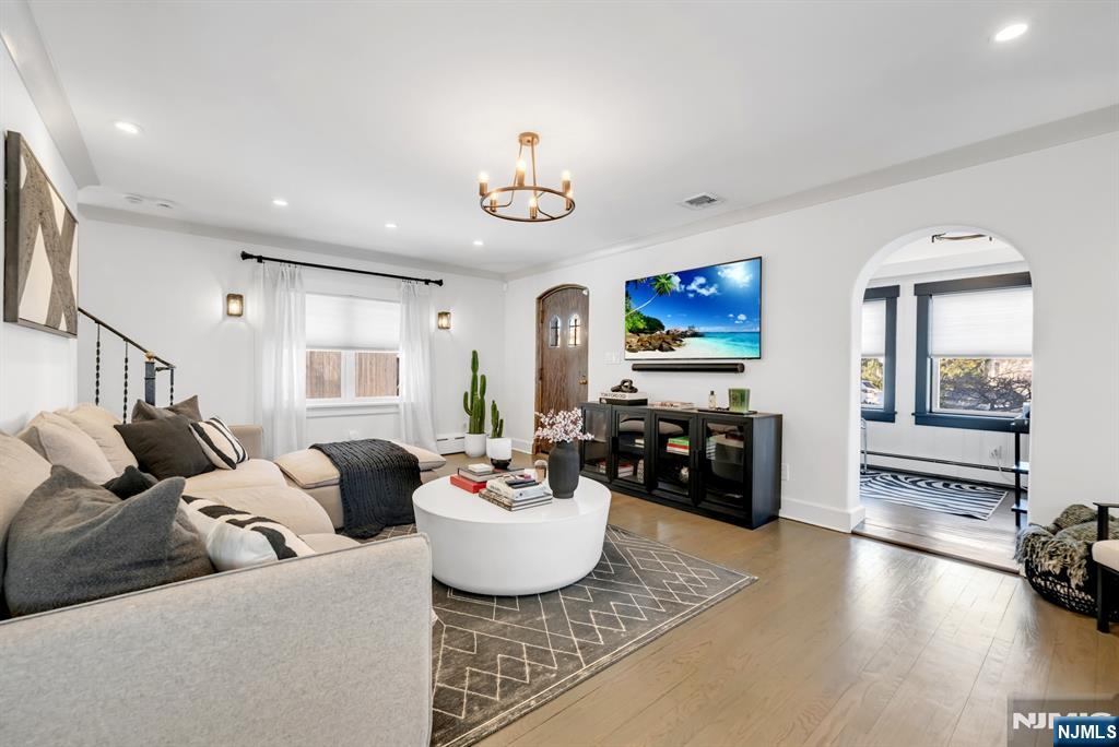 29 Martin Terrace Hackensack, NJ 07601 - Photo 5 of 50