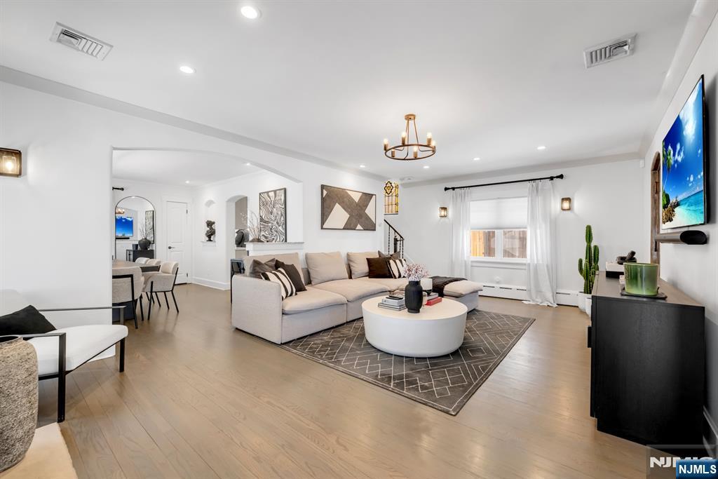 29 Martin Terrace Hackensack, NJ 07601 - Photo 6 of 50