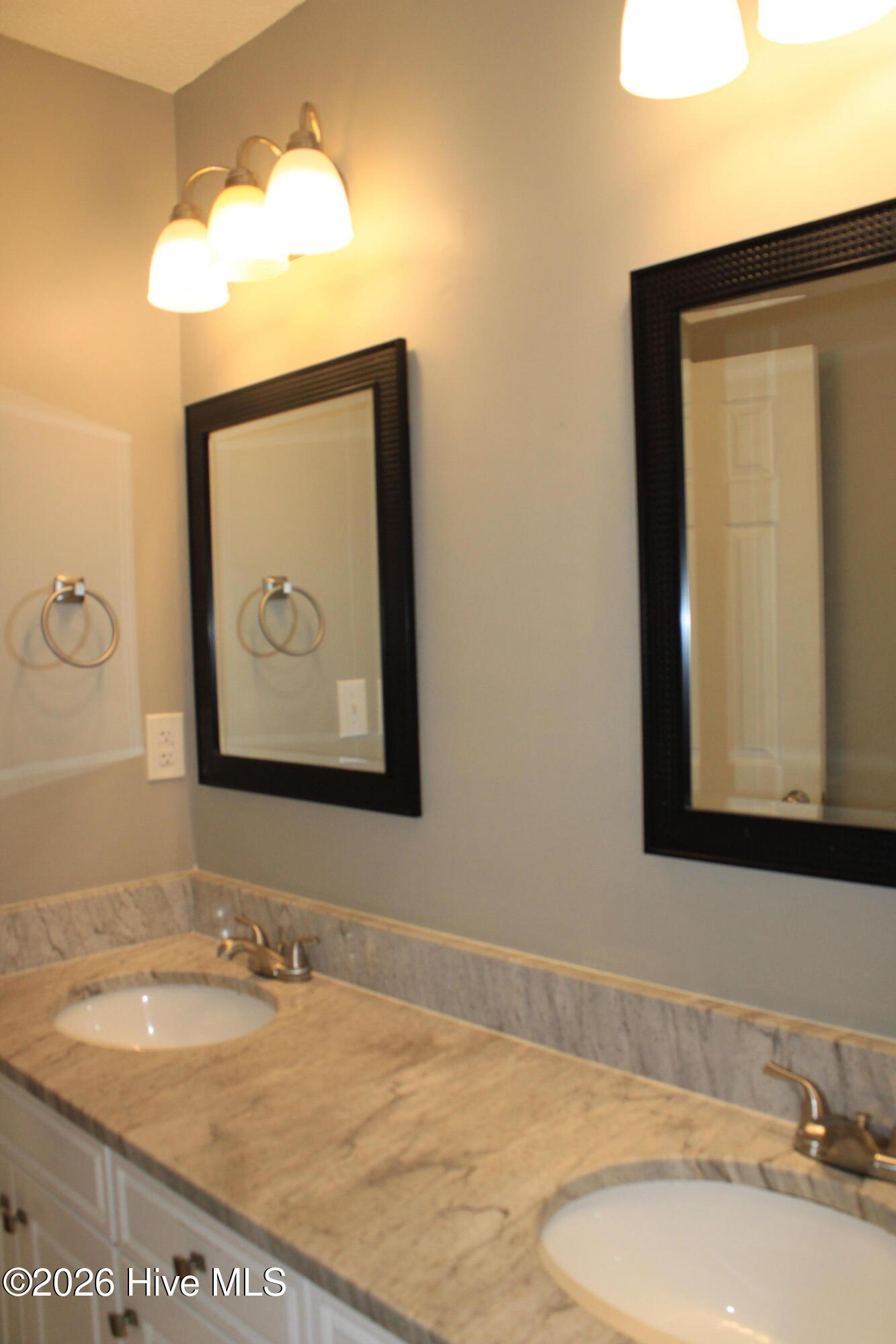 2748 Davis Mill Road Hephzibah, GA 30815 - Photo 33 of 36 Double vanity w/ shower & tub combo