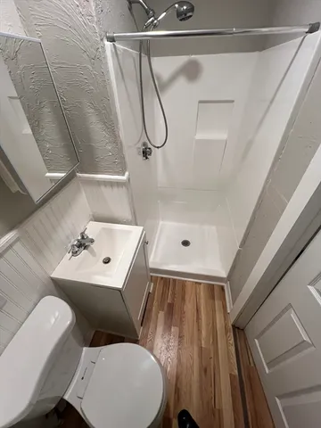 $1,850 | 16 1/2 Winslow Street, Unit 2, Worcester, MA 01609