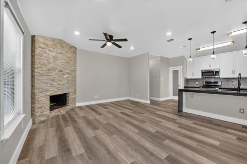 $315,000 | 716 River Hill Lane, Fort Worth, TX 76114