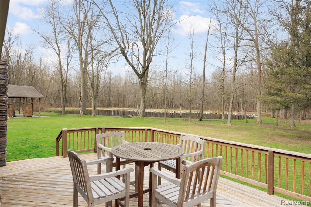 9247 Schrepfer Road Howell, MI 48855 - Photo 37 of 44 Gallery Image 37