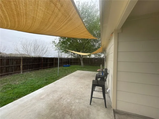 $2,300 | 1904 Margaret Lane, Kingsville, TX 78363