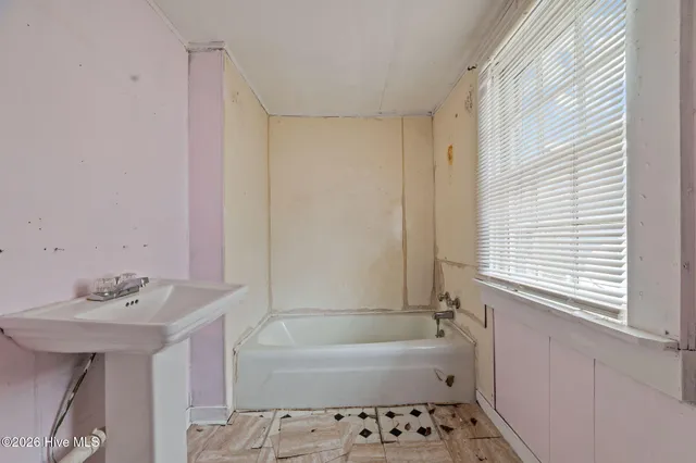 $59,000 | 521 Vance Street, Unit A&B, Greenville, NC 27834