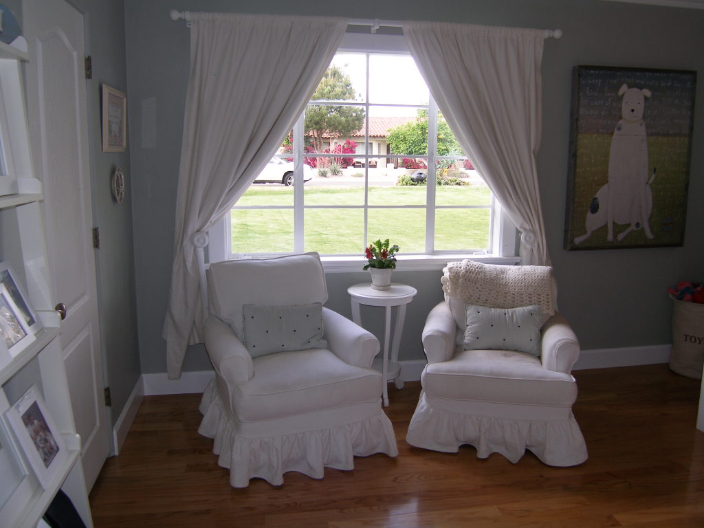 15 East Lamar Road Phoenix, AZ 85012 - Photo 20 of 34 Baby's room looking out front