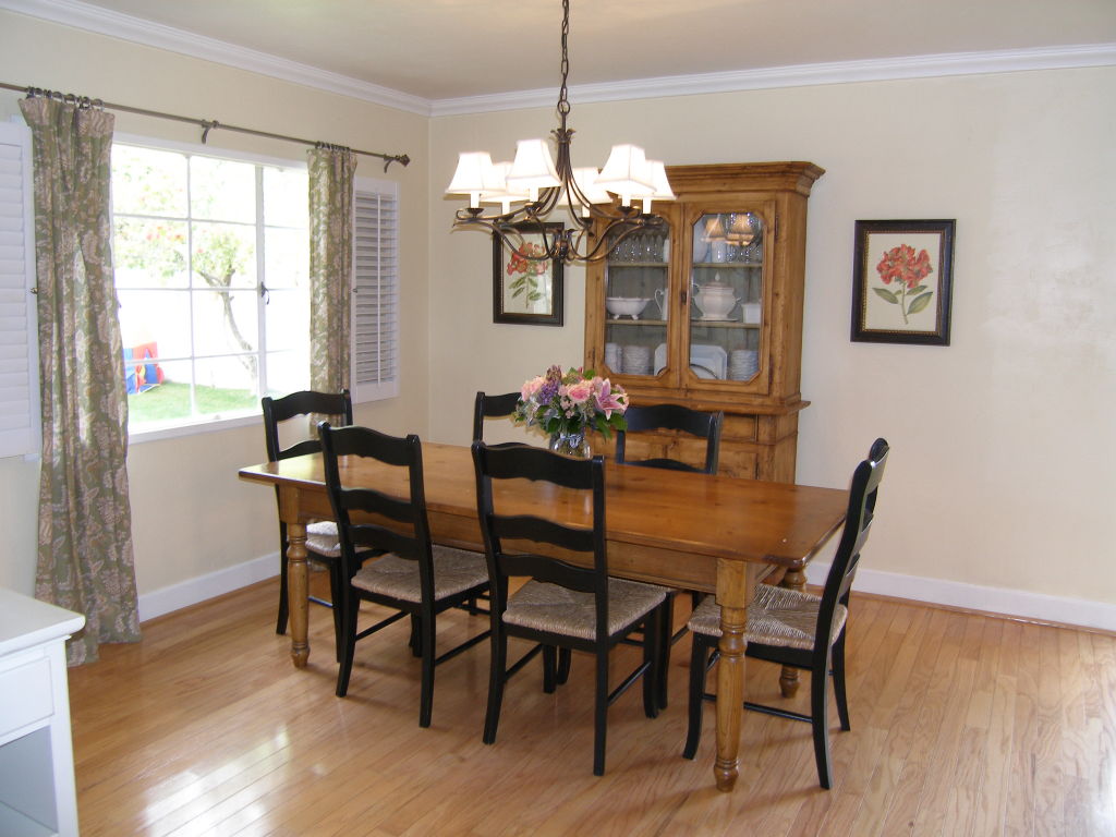 15 East Lamar Road Phoenix, AZ 85012 - Photo 10 of 34 Dining room