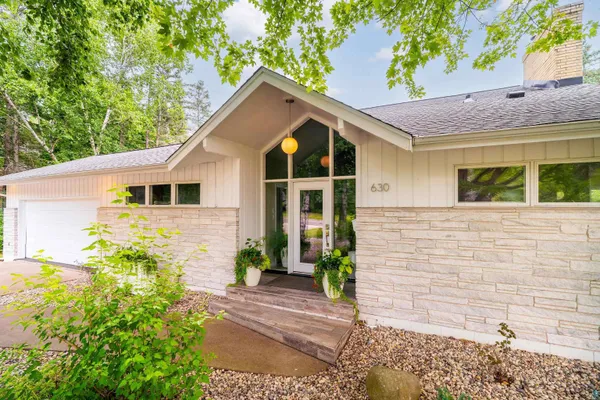 $695,000 | 630 Valley Drive, Duluth, MN 55804