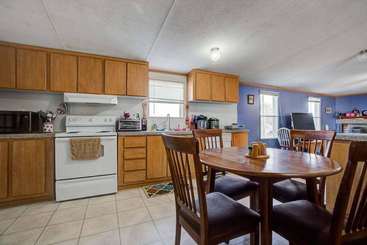 743 Landmark Road Jacksboro, TN 37757 - Photo 14 of 30 _X3A5453_4_5_6_7_8_9