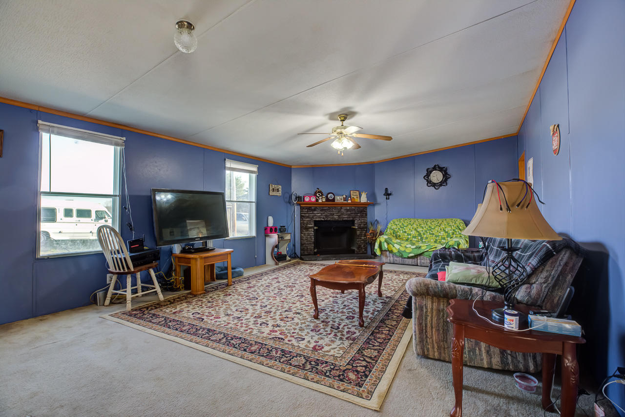 743 Landmark Road Jacksboro, TN 37757 - Photo 17 of 30 _X3A5474_75_76_77_78_79_80