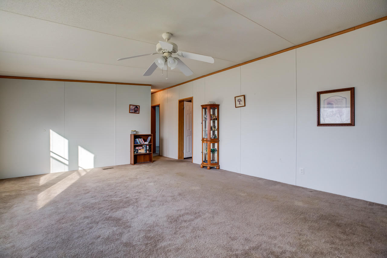 743 Landmark Road Jacksboro, TN 37757 - Photo 3 of 30 _X3A5374_75_76_77_78_79_80