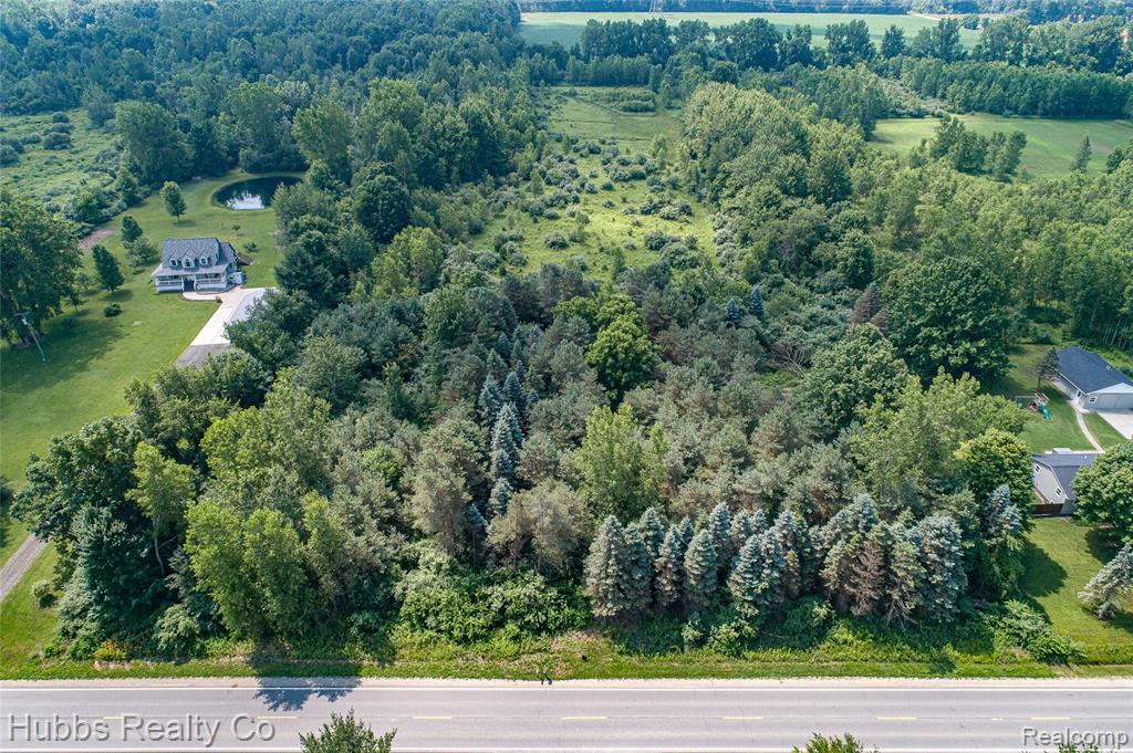 9361 Birch Run Road Millington, MI 48746 - Photo 2 of 6
