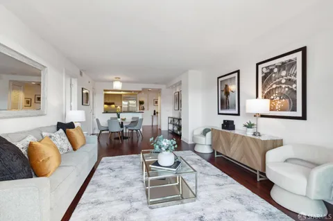 $979,000 | Brannan Street, San Francisco, CA 94107