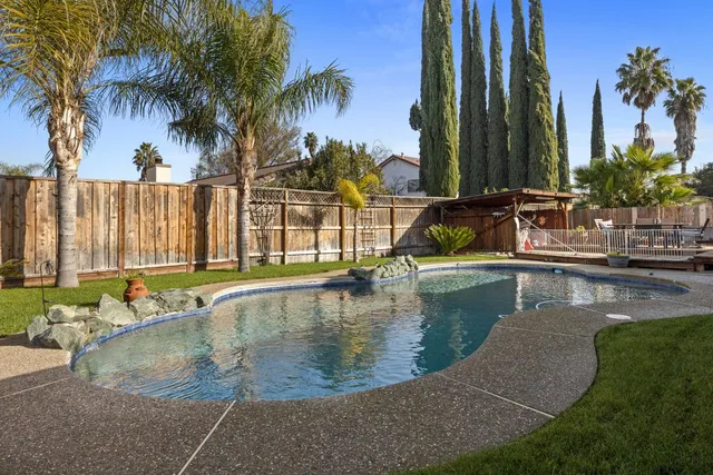 $799,900 | 251 Ramona Way, Tracy, CA 95376