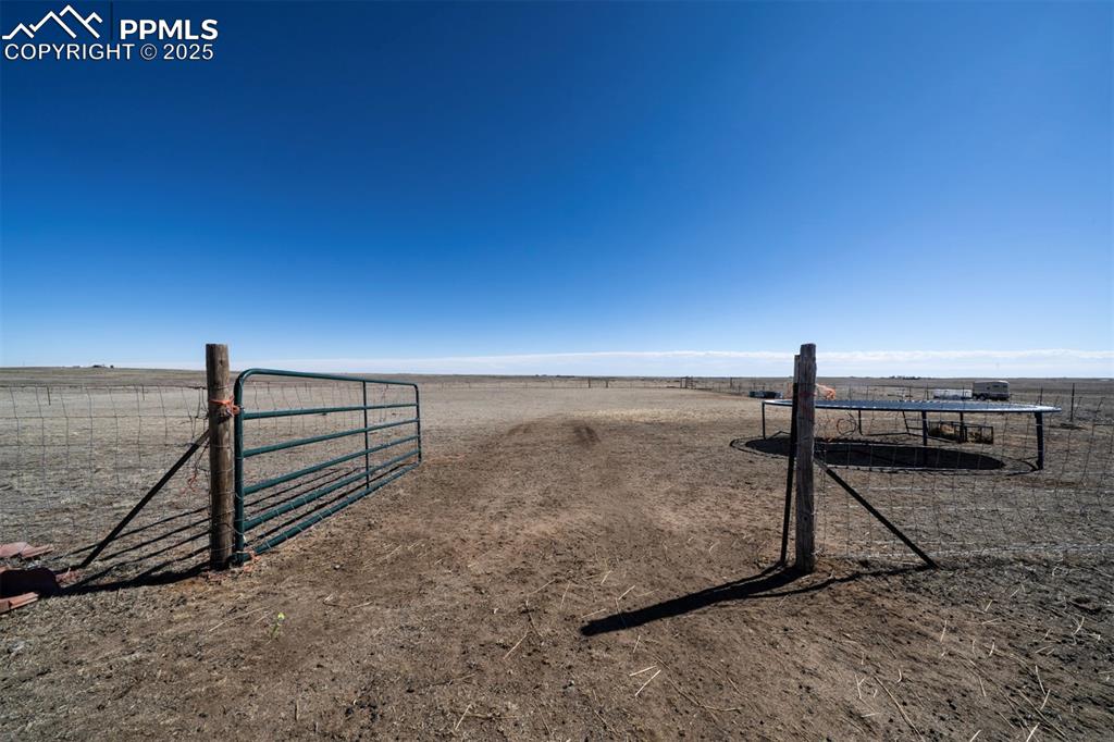 10095 Wagner Road Calhan, CO 80808 - Photo 7 of 34
