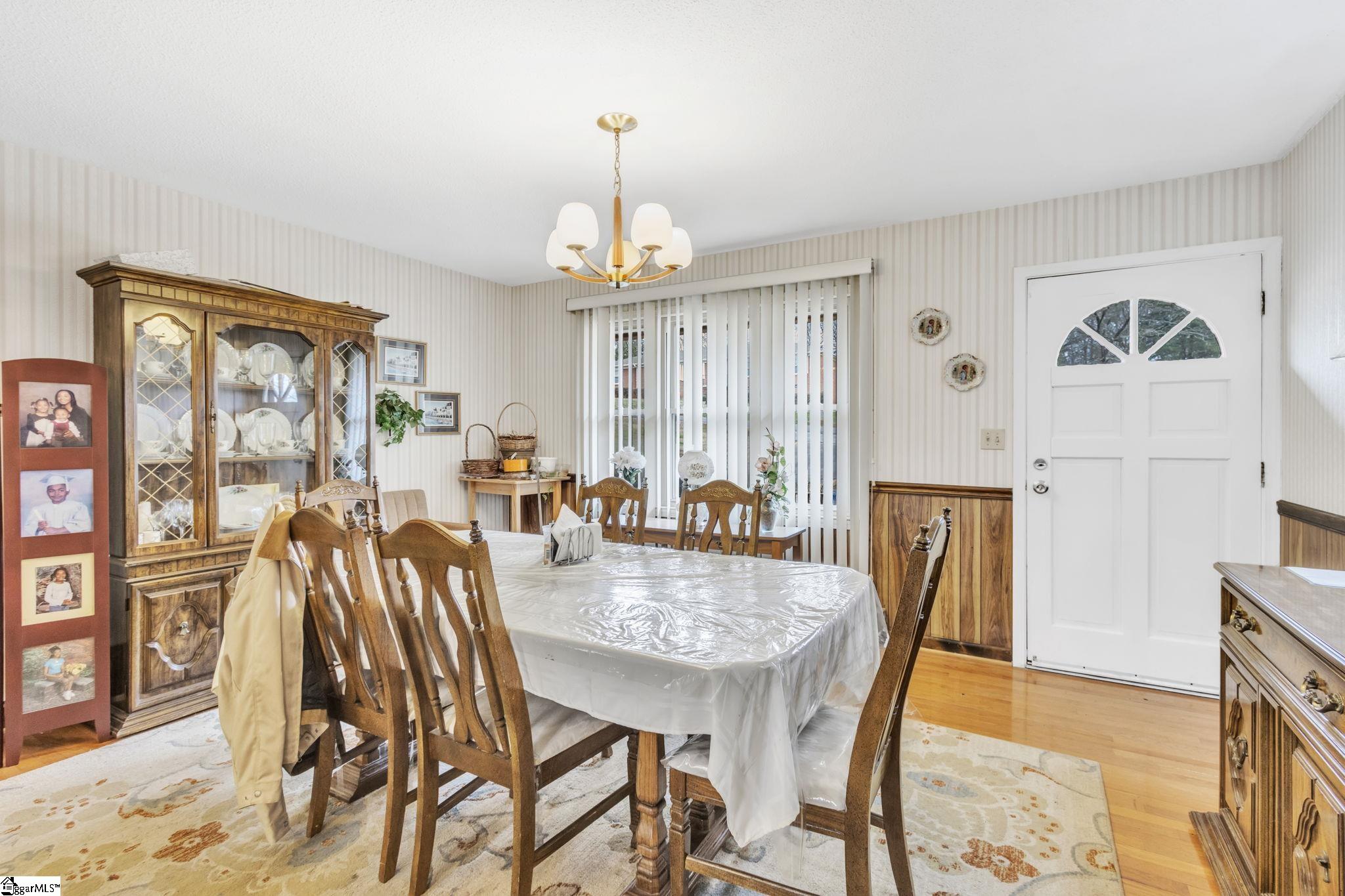 114 Rucker Road Anderson, SC 29626 - Photo 2 of 26