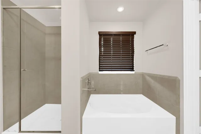 $2,250 | 3001 Wedgewood Bay Court, Spring, TX 77386