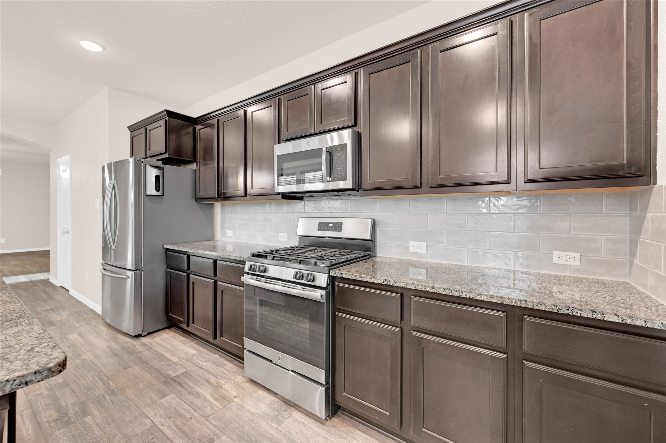 3001 Wedgewood Bay Court Spring, TX 77386 - Photo 6 of 22