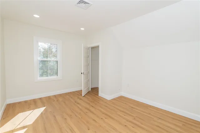 $2,350 | 84 Pembroke Avenue, Providence, RI 02908